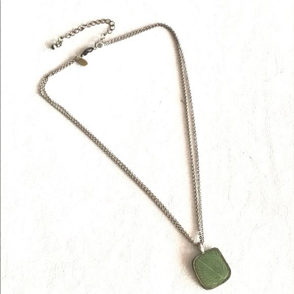 Baked Beads Green Enamel Leaf Pendant Necklace - Picture 3 of 7